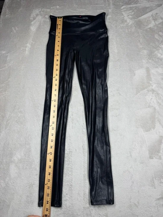 Spanx Faux Leather Crackle Black Leggings Size Small - Picture 9 of 16